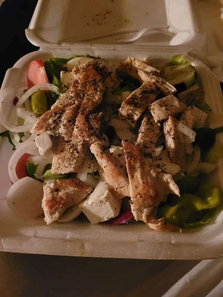 Greek Salad with Chicken