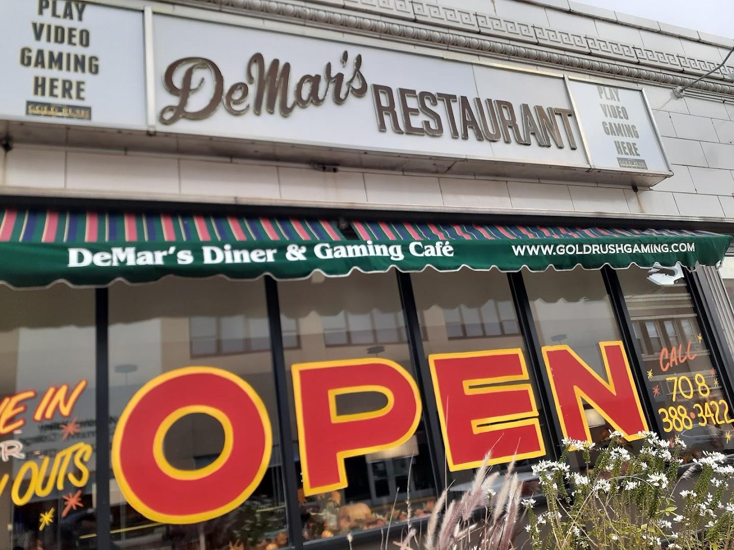 De Mar's Family Restaurant